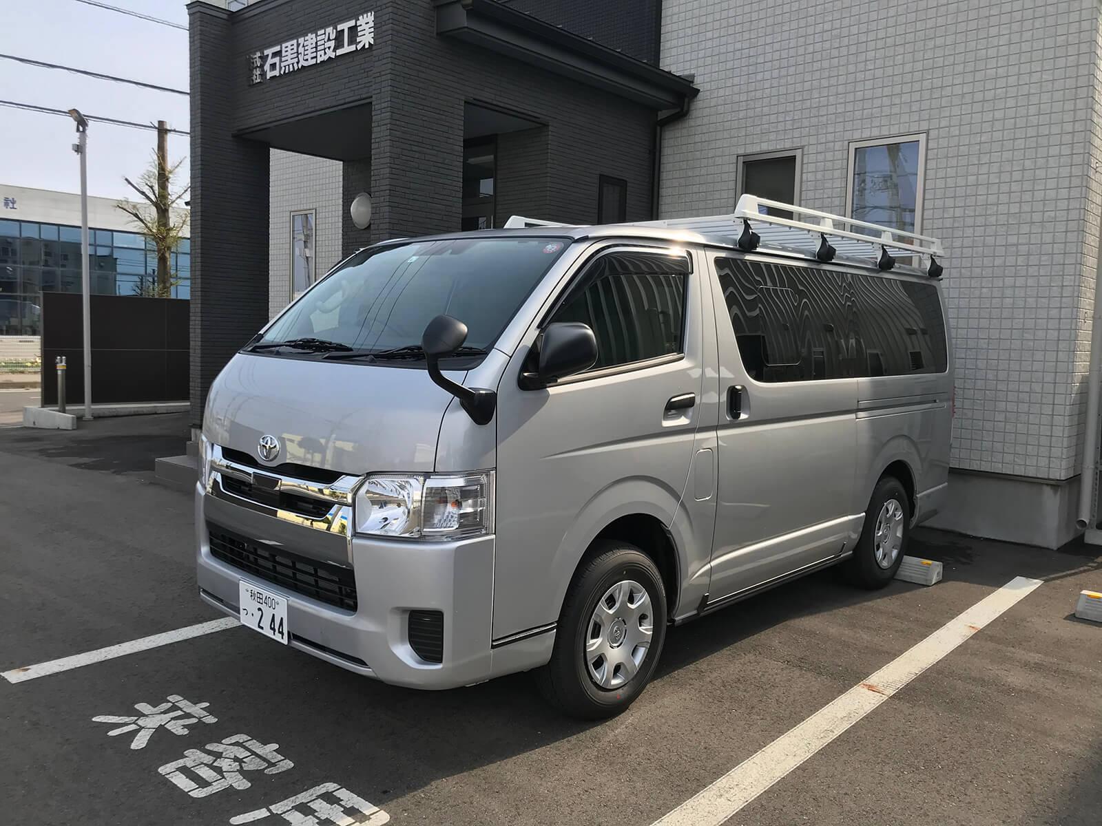 ハイエースバン1